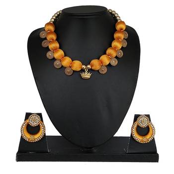 Gold designer-jewellery 1