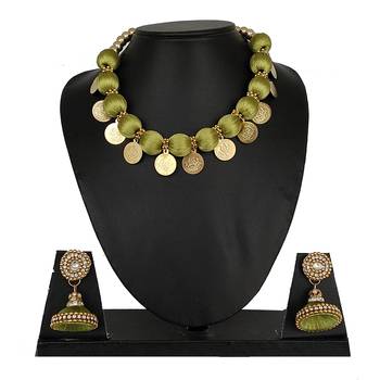 Green designer-jewellery 1