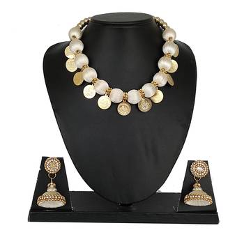 White designer-jewellery 1