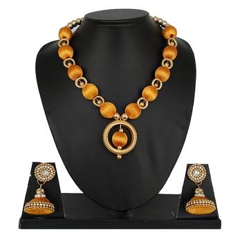 Gold designer-jewellery 1