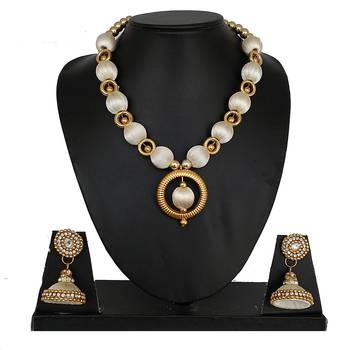 White designer-jewellery 1