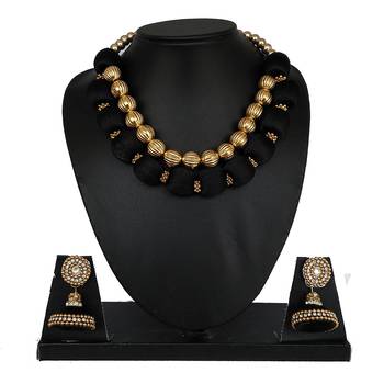 Black designer-jewellery 1
