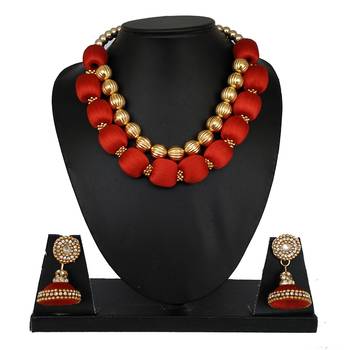 Red designer-jewellery 1
