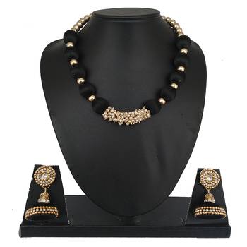 Black designer-jewellery 1