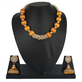 Gold designer-jewellery 1