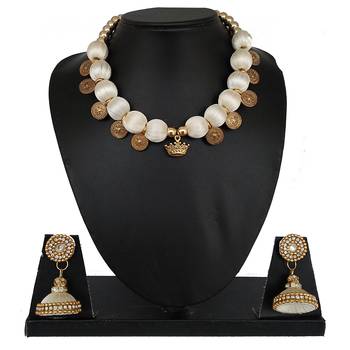 White designer-jewellery 1