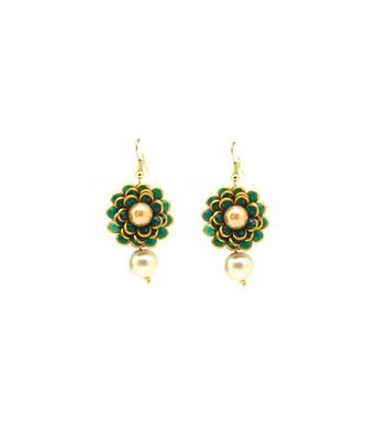 Flower Style Maang Tikka With Earrings For Women/Girls 3