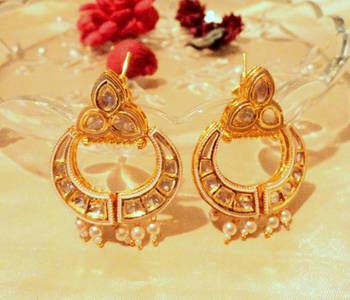 Golden Hasli Jadau  Kundan Necklace Sets 2