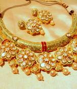 Greenish And Golden Tone Kundan Hasli Jadau Necklace Sets