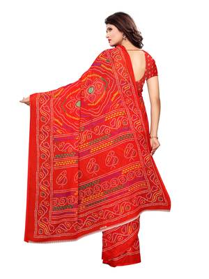 Red printed georgette saree with blouse 4