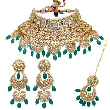 Green necklace-sets 1
