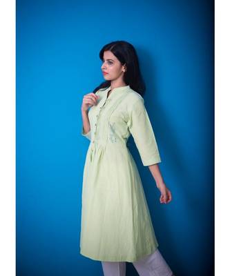 Green Front Pleated Geometry Work Khadi Cotton Kurta 2