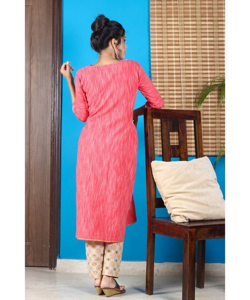 Carrot Red Mandarin Collar With Geometric Design Kurta
