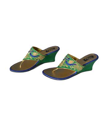zardosi motif wedges 2