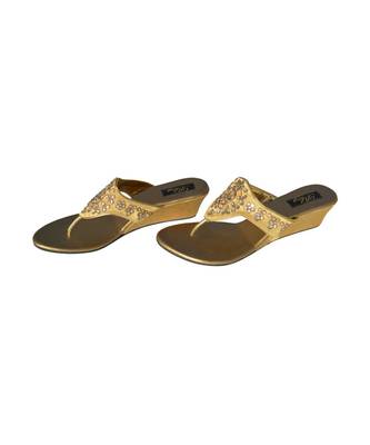 kundand handwork wedges 2