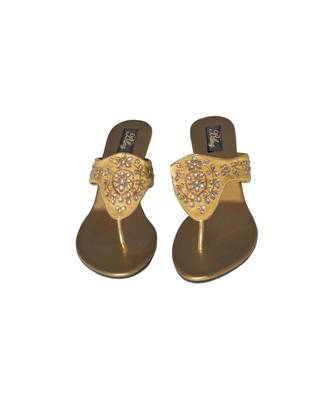 kundand handwork wedges 3