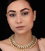 Polki And Pearls Choker