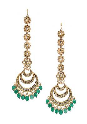 Kundan Chandbaali With Floral Ear Chain 1