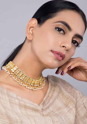 Kundan And Pearls Choker Necklace 1