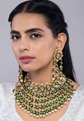 Green Meenakari And Kundan Choker With Earrings 1