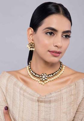 Black Meenakari And Kundan Choker Necklace With Studs 1