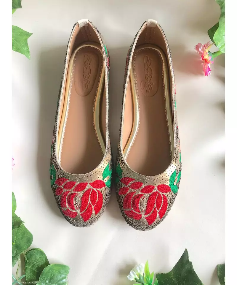 French Knot Rose Ballerina