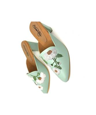 Mint Green Daisy 2