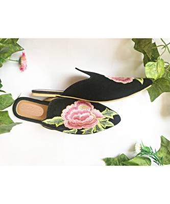 Black Velvet Hi-Collar Pink Rose Mules 4
