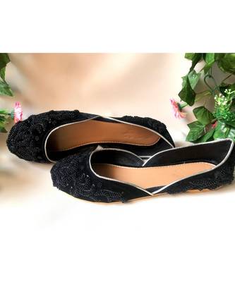 Shaina -Black 2