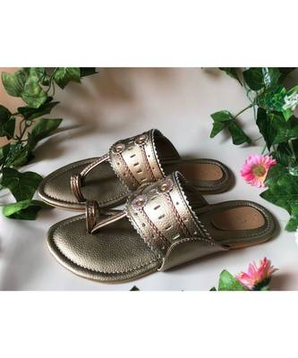 Antique Gold Kolapuri 3