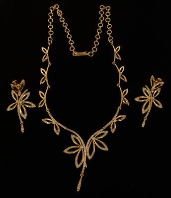 Gold necklace-sets 1