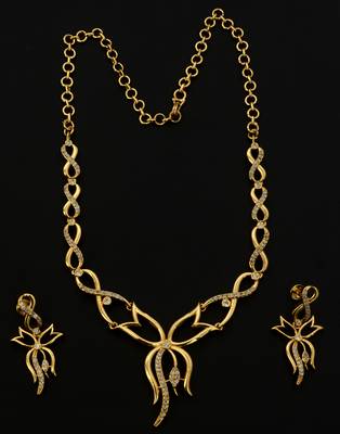 Gold necklace-sets 1