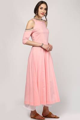 Pink Cold Shoulder Kurta with Embroidered Lace 5