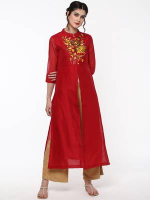 Red Embroidered Front & Side Slit Kurta 2