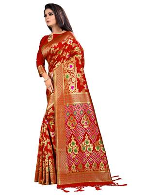 Red woven jacquard saree with blouse 3