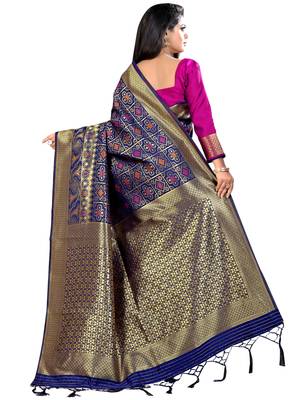 Blue woven jacquard saree with blouse 2