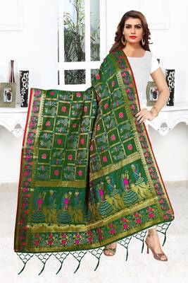 Green silk Trends Of Banarasi Dupataa With Hand Made Tassel 1