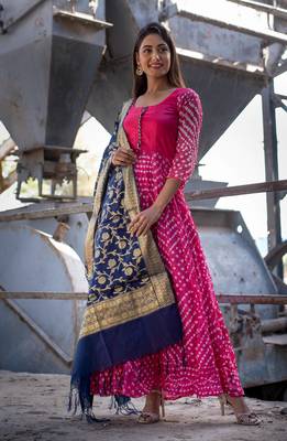 Magenta Bandhani Anarkali With Blue Banarasi Dupatta 1