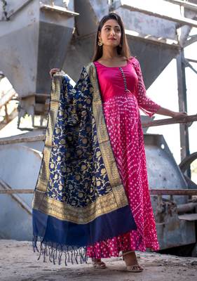 Magenta Bandhani Anarkali With Blue Banarasi Dupatta 2