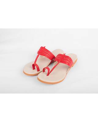 Beige & Red Kolhapuris 3