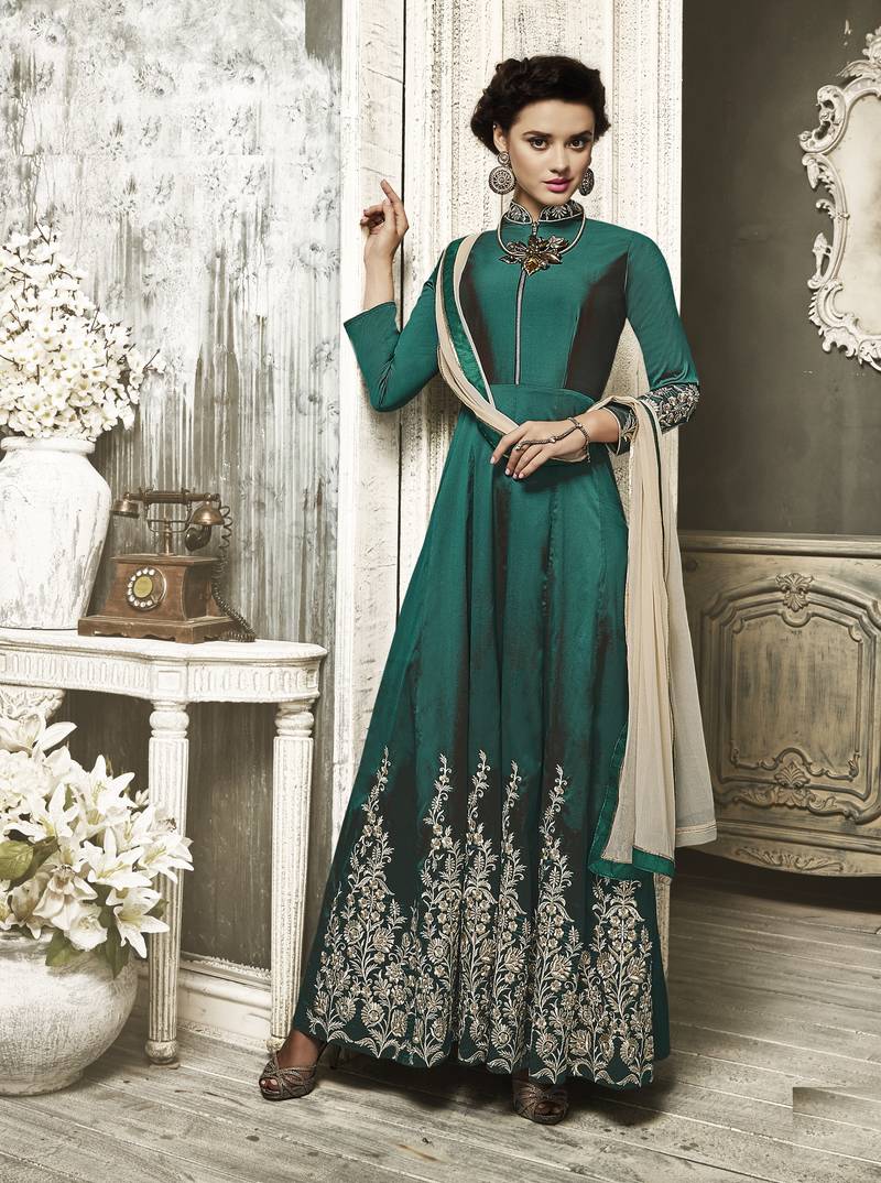Green Embroidered Silk Blend Salwar