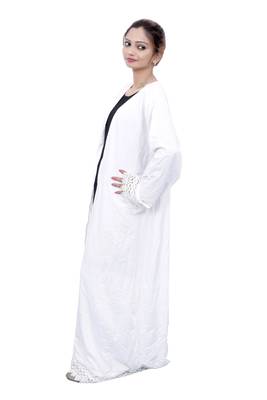 White plain crepe abaya 3