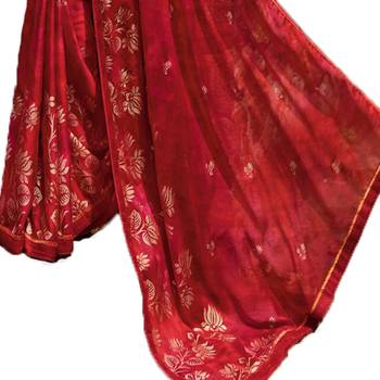 Red hand woven jacquard saree with blouse 3