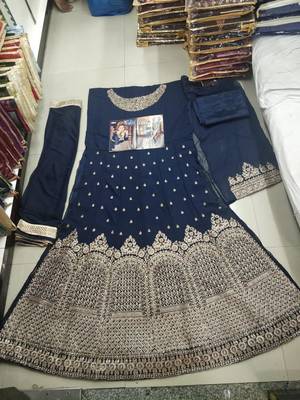 Blue embroidered santoon salwar 2