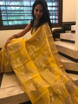 Yellow hand woven chanderi silk saree with blouse 1