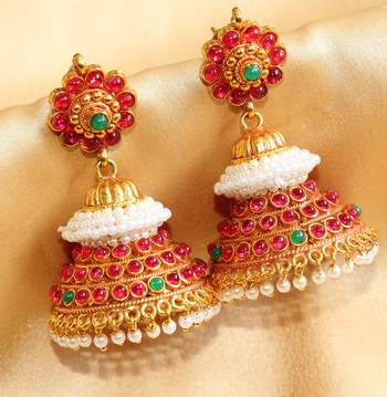 Beautiful Antique Pearl Huge Kemp Jhumkka  1