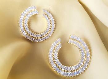 Gold earrings 1