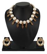 White collar-necklace