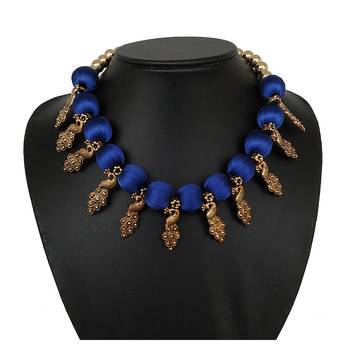 Blue collar-necklace 1