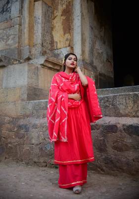 Red plain cotton kurta sets 2